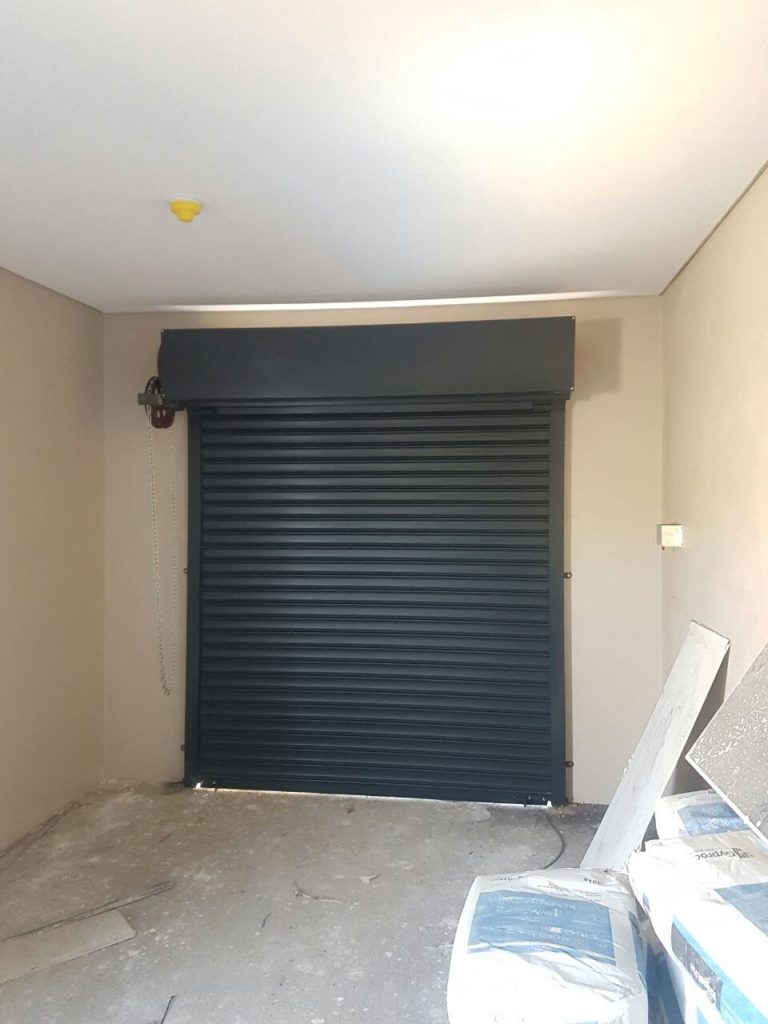 Garage roller shutter doors